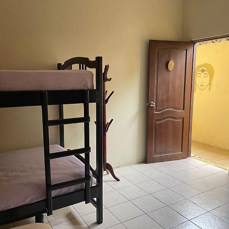 Chaqana Hostel Salinas  Buitenkant foto